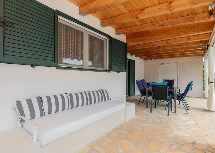 Vakantiehuis Awesome In